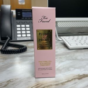 Too Faced Plump and Prime